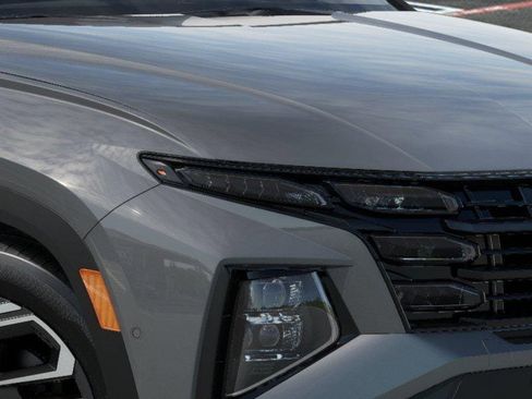 New 2026 Hyundai Tucson Limited FWD image 9