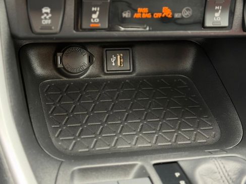 Certified 2023 Toyota RAV4 XLE Premium AWD/4WD image 18