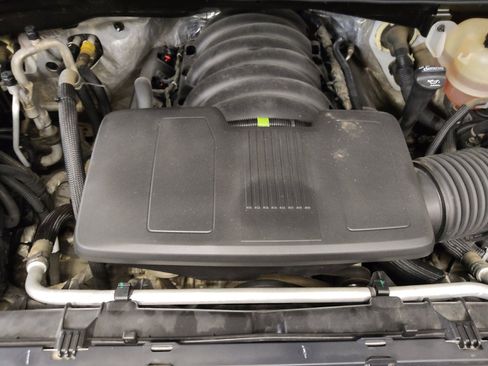 Used 2019 Chevrolet Silverado 1500 W/T w/ Trailering Package AWD/4WD image 30