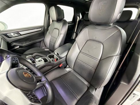 Certified 2023 Porsche Cayenne S Platinum w/ Assistance Package AWD/4WD image 5