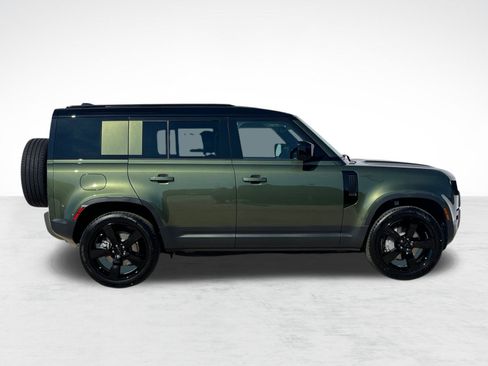 New 2026 Land Rover Defender 110 S image 7