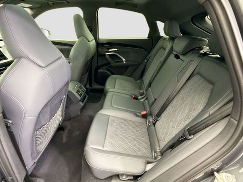 New 2025 Audi SQ5 Premium Plus image 21