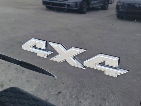 Used 2024 RAM 1500 Classic SLT image 8