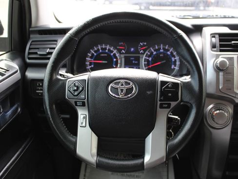 Used 2016 Toyota 4Runner Limited image 30