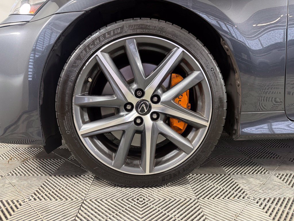 Used 2018 Lexus GS 350 F Sport RWD image 13