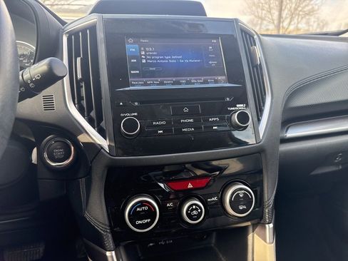 Used 2021 Subaru Forester Premium image 16