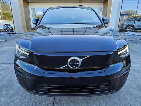 Used 2023 Volvo C40 P8 Recharge Ultimate w/ Protection Package Premier AWD/4WD image 2