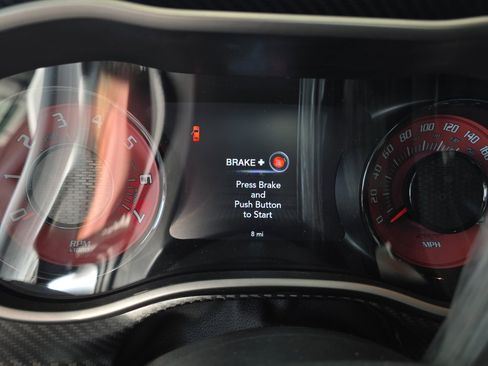 Used 2022 Dodge Challenger SRT Hellcat image 10