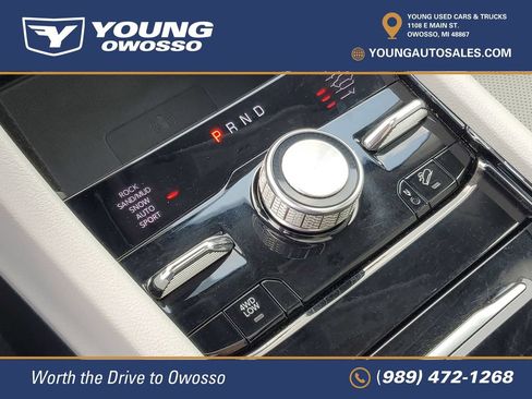 Used 2022 Jeep Grand Cherokee Overland w/ Luxury Tech Group IV AWD/4WD image 21