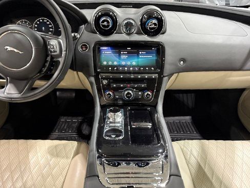 Used 2019 Jaguar XJ L Portfolio image 75