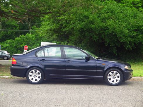 Used 2005 BMW 325i Sedan RWD image 5