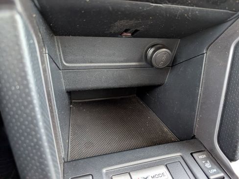 Used 2017 Subaru Forester 2.5i Touring image 22