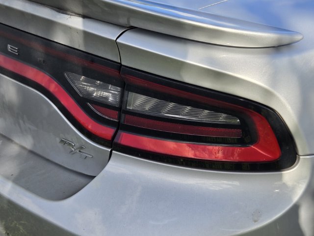 Used 2022 Dodge Charger R/T w/ Plus Group RWD image 9