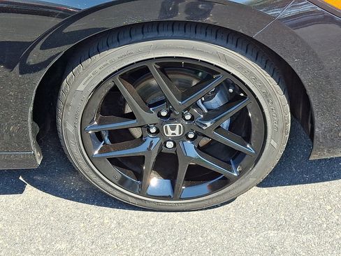 Used 2024 Honda Civic Sport image 8