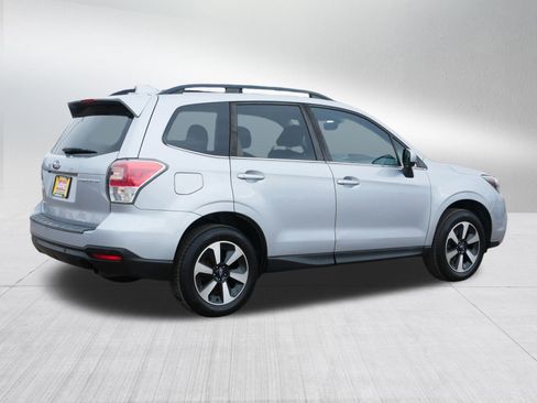 Used 2018 Subaru Forester 2.5i Limited image 7