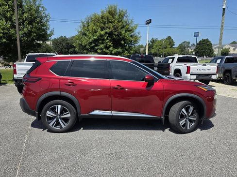 Used 2023 Nissan Rogue SL AWD/4WD image 30