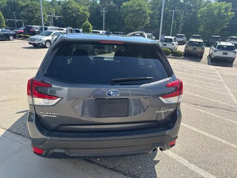 Used 2024 Subaru Forester Premium AWD/4WD image 3