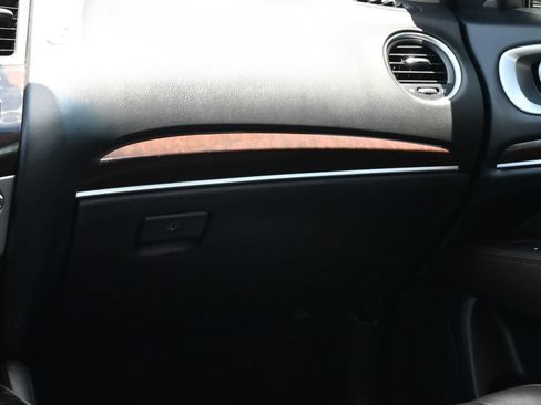 Used 2015 INFINITI QX60 FWD w/ Deluxe Touring Package image 8