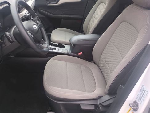 Certified 2022 Ford Escape SE image 16