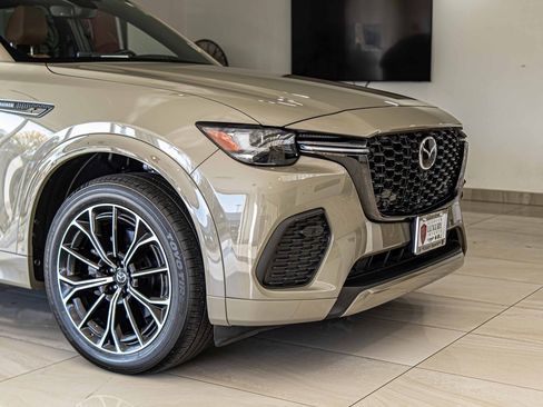 Used 2025 MAZDA CX-70 3.3 Turbo S w/ Premium Plus image 3