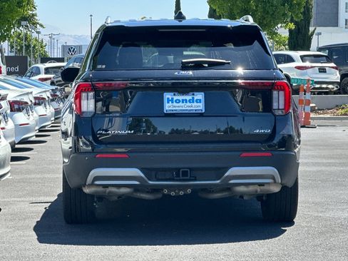Used 2025 Ford Explorer Platinum w/ LUX Leather Package AWD/4WD image 10