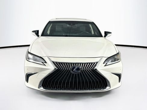 Used 2019 Lexus ES 300h w/ Premium Package FWD image 2