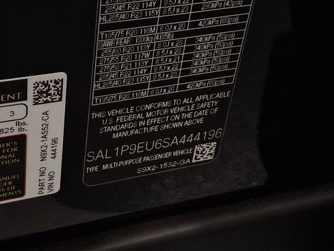 Certified 2025 Land Rover Range Rover Sport SE AWD/4WD image 26