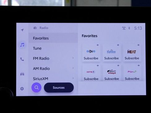 Used 2023 Toyota RAV4 SE w/ Weather & Moonroof Package image 33