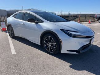 Used 2024 Toyota Prius XLE video 3