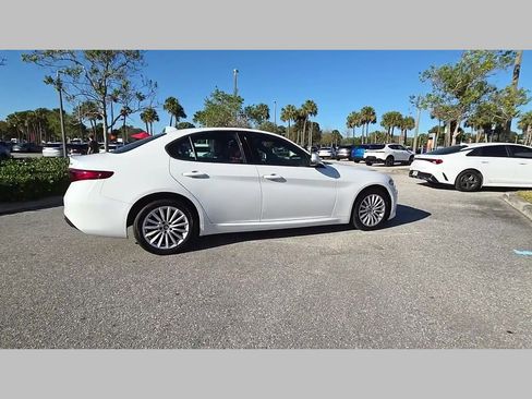 Used 2022 Alfa Romeo Giulia Sprint image 34