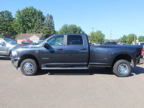 Used 2022 RAM 3500 Big Horn AWD/4WD image 14