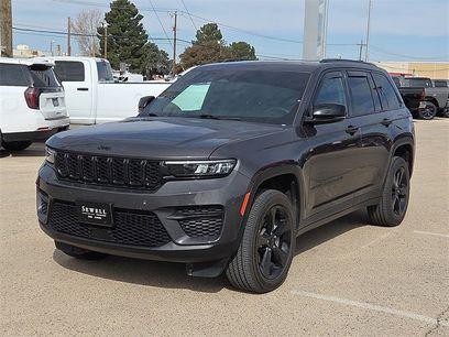 Used 2024 Jeep Grand Cherokee Altitude