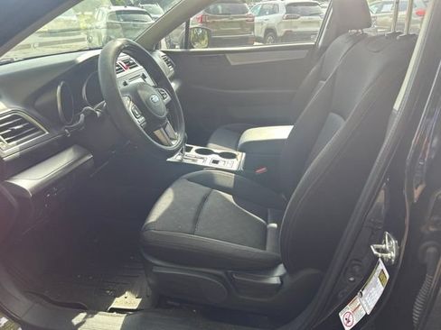 Used 2017 Subaru Legacy 2.5i AWD/4WD image 10
