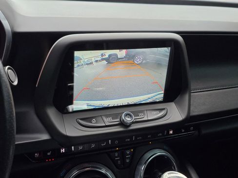 Used 2016 Chevrolet Camaro LT image 24