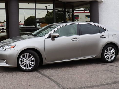 Used 2015 Lexus ES 350 FWD image 4