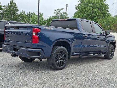 Used 2022 Chevrolet Silverado 1500 Custom AWD/4WD image 9