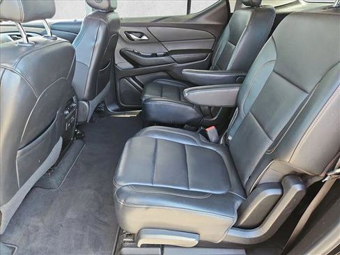 Used 2018 Chevrolet Traverse LT w/ LPO, Cargo Package FWD image 19