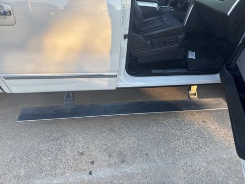 Used 2013 Ford F150 Platinum image 50