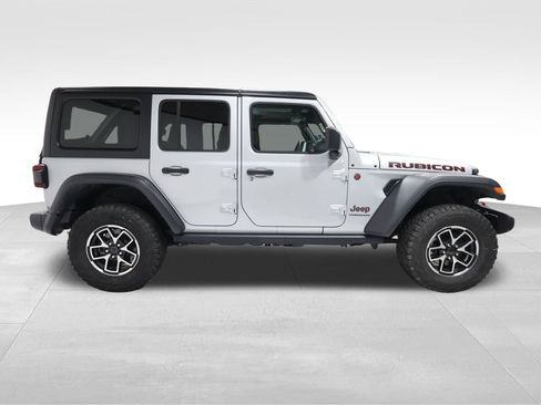 Used 2024 Jeep Wrangler Unlimited Rubicon image 5