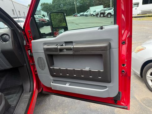 Used 2016 Ford F350 XL w/ Power Equipment Group image 23