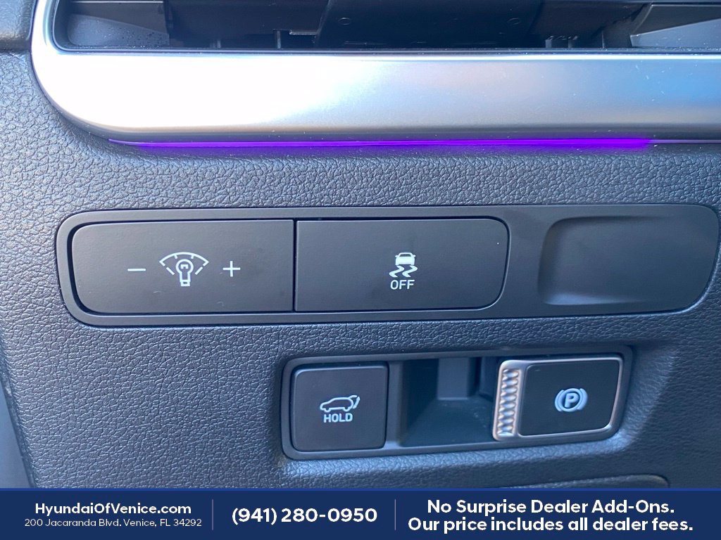 Certified 2024 Hyundai Palisade Calligraphy FWD image 16