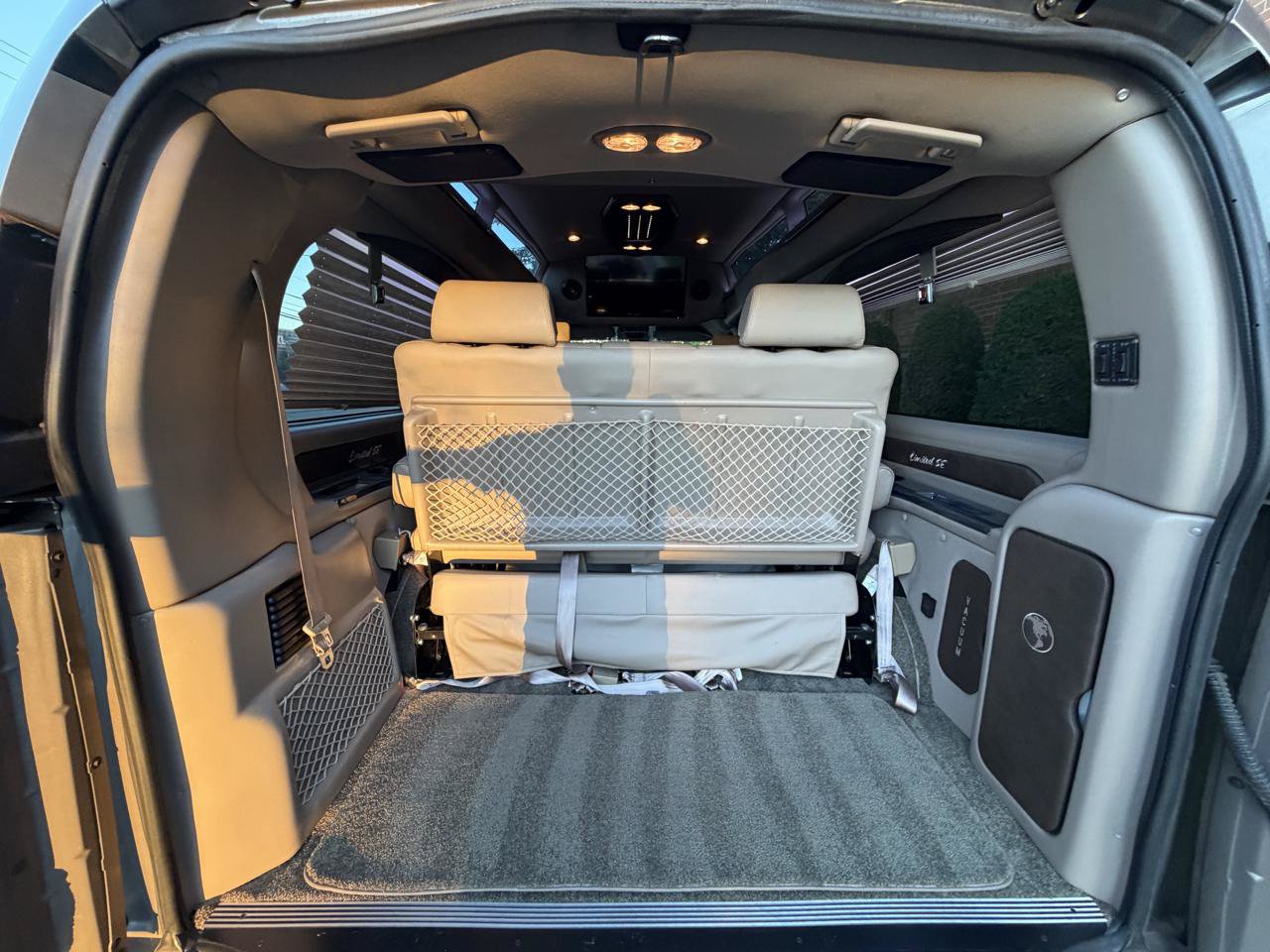 Used 2019 GMC Savana 2500 w/ Enhanced Convenience Package RWD image 37
