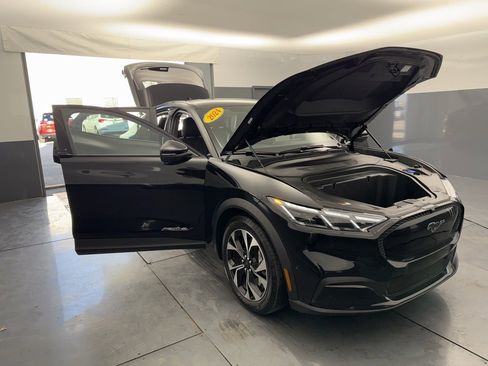 Used 2024 Ford Mustang Mach-E Select w/ Comfort Package Lite image 14