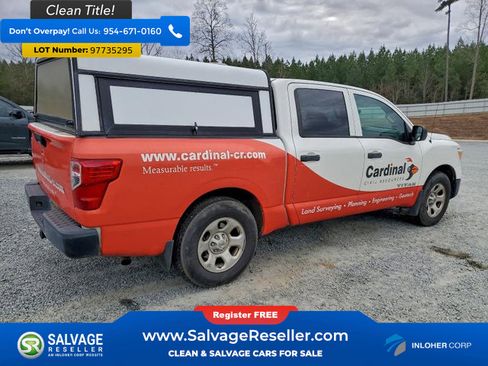 Used 2017 Nissan Titan S image 4