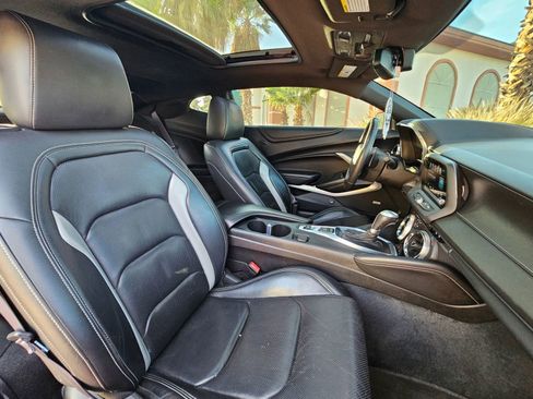 Used 2016 Chevrolet Camaro LT image 15