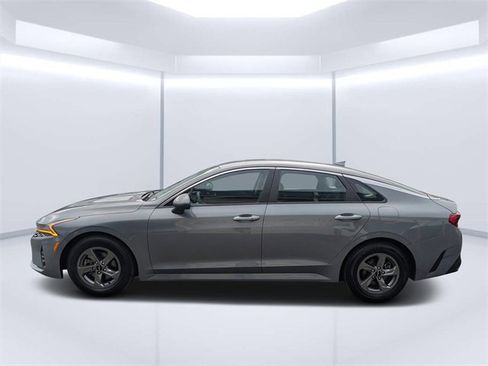 Used 2023 Kia K5 LXS image 6