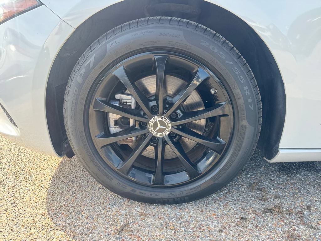 Used 2020 Mercedes-Benz A 220 4MATIC w/ Premium Package image 15