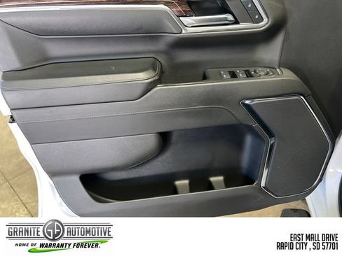 Used 2024 GMC Sierra 1500 Elevation w/ X31 Off-Road Package AWD/4WD image 19