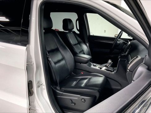 Used 2021 Jeep Grand Cherokee Limited AWD/4WD image 9