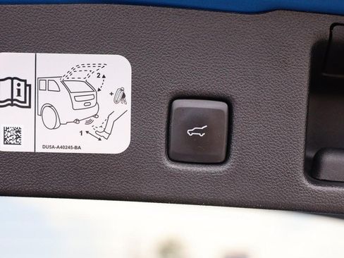 Used 2020 Ford Escape SEL FWD image 8